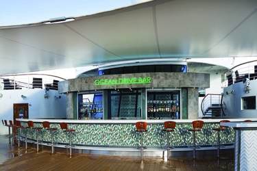 NCL, POA, Ocean Drive Bar 2, Credit - Olivier Koning.jpeg